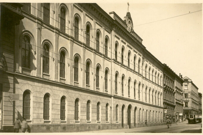 Výběr staveb Josefa Arnolda